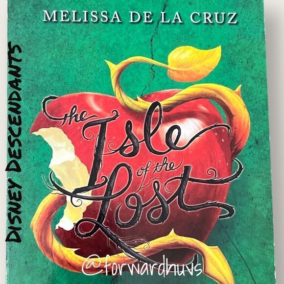 Disney Descendants - The Isle Of the Lost & Spirit Book Highlights and Memories - Picture 7 of 10